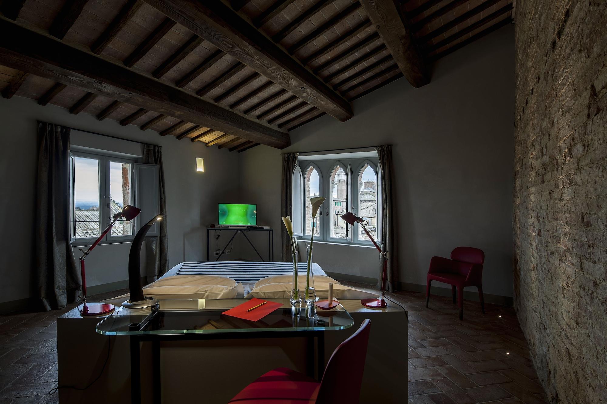 Palazzetto Rosso - Art Hotel Siena Bagian luar foto